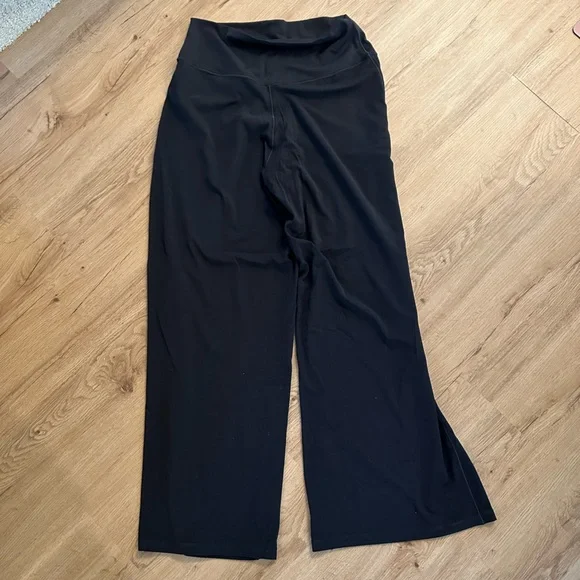 Aerie OFFLINE Real Me XTRA High Waisted Trouser - Picture 2 of 3